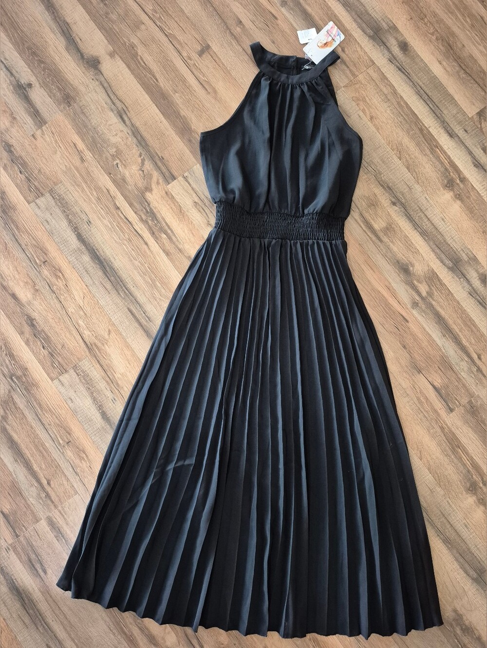 💥💥Black Pleated Smock Waist Round Neckline Maxi Dress NWT!  "LIKE TO GET 50%🤑